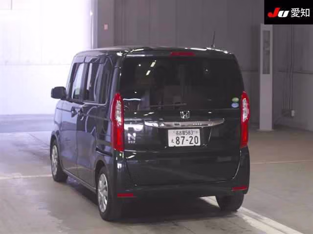 HONDA N-BOX