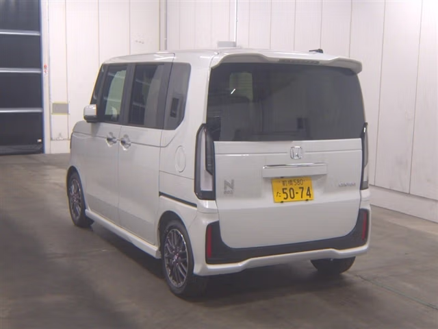 HONDA N-BOX