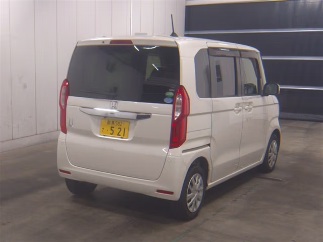 HONDA N-BOX