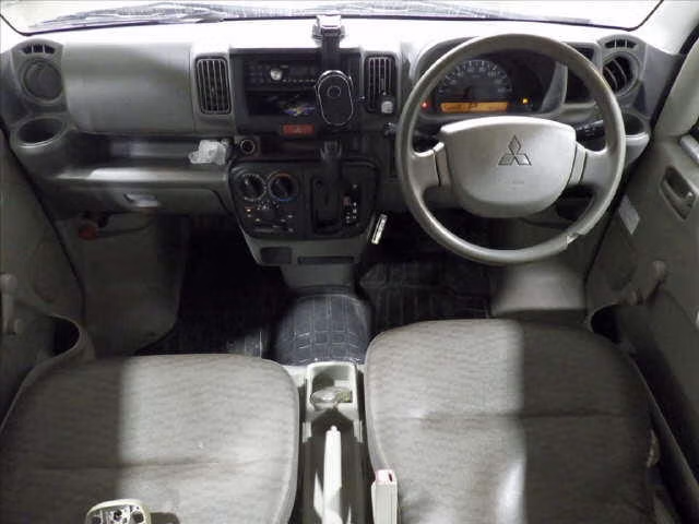 MITSUBISHI MINICAB