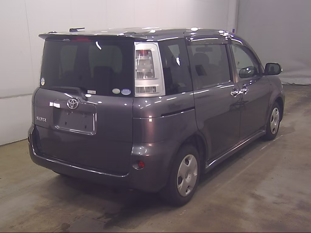 TOYOTA SIENTA