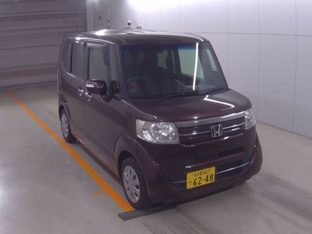 HONDA N-BOX