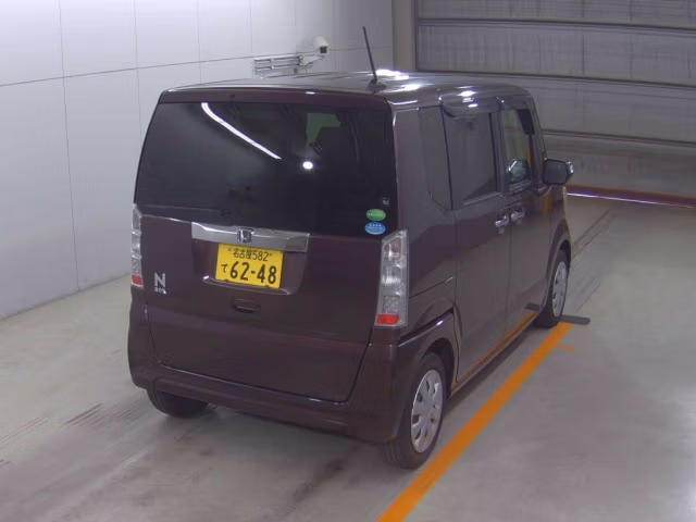 HONDA N-BOX