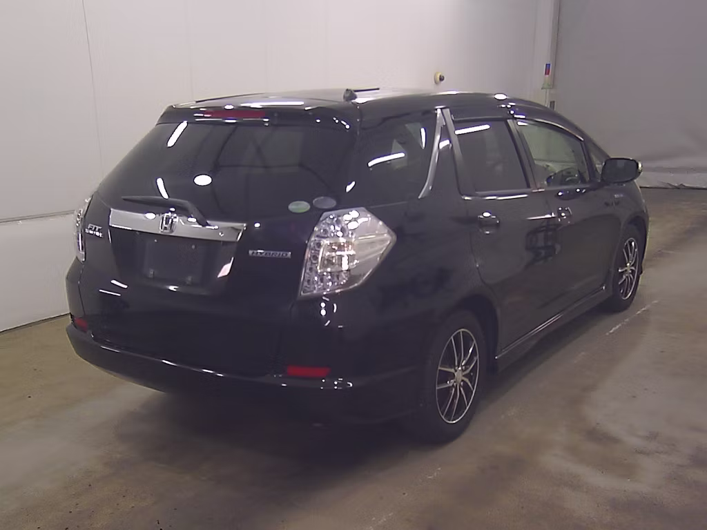 HONDA FIT SHUTTLE