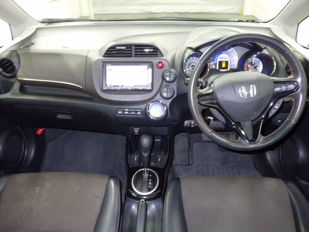 HONDA FIT SHUTTLE