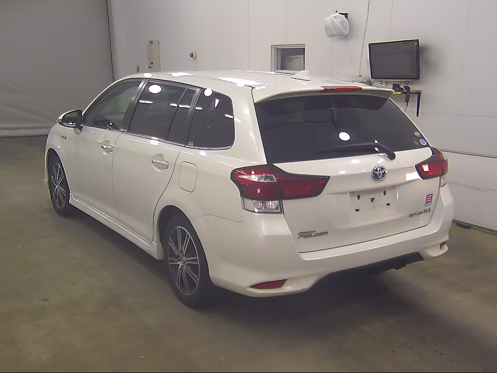 TOYOTA COROLLA FIELDER