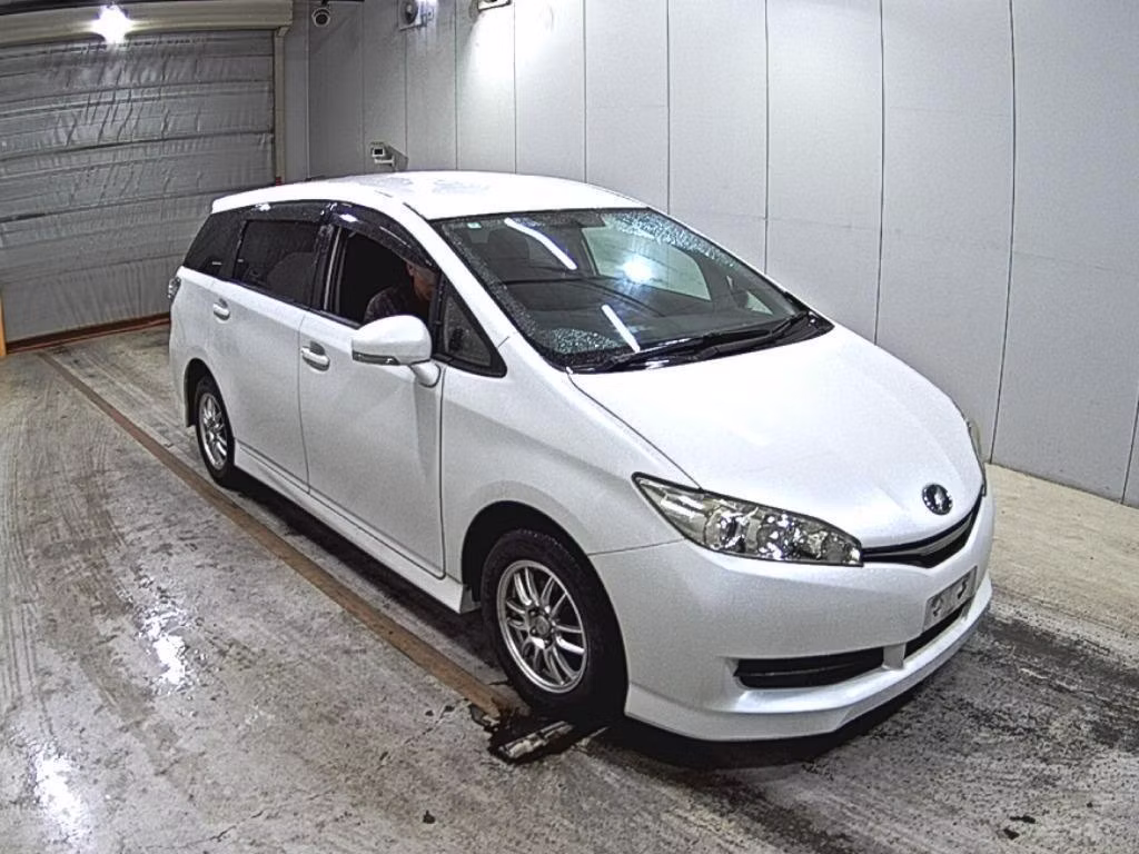 TOYOTA WISH