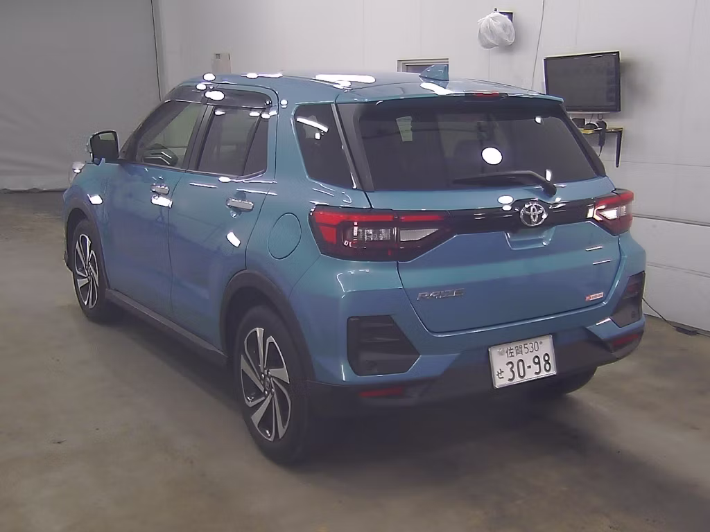TOYOTA RAIZE