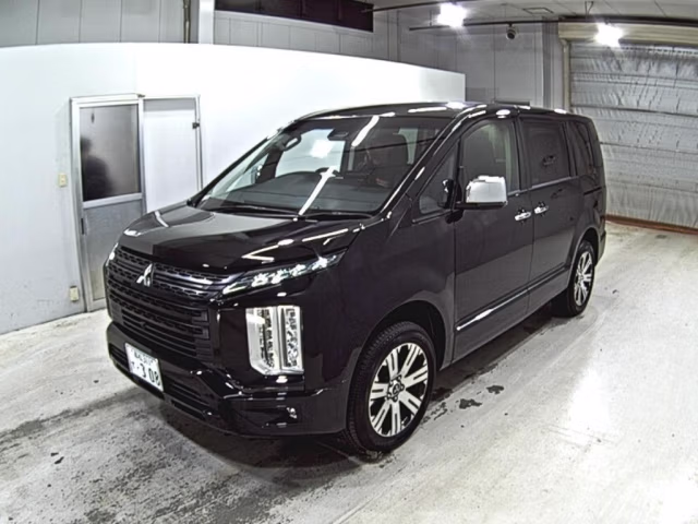 MITSUBISHI DELICA D:5