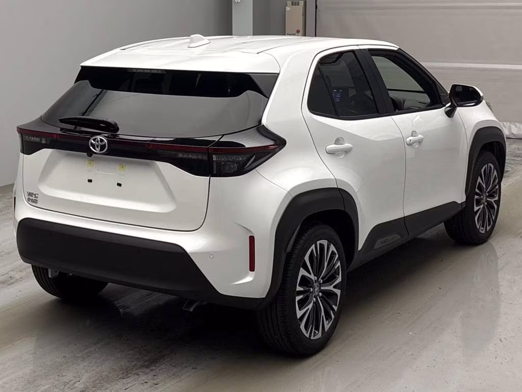 TOYOTA YARIS CROSS