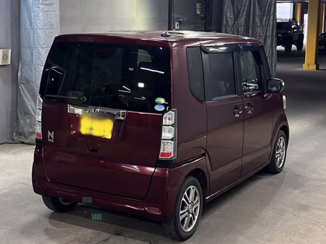 HONDA N-BOX