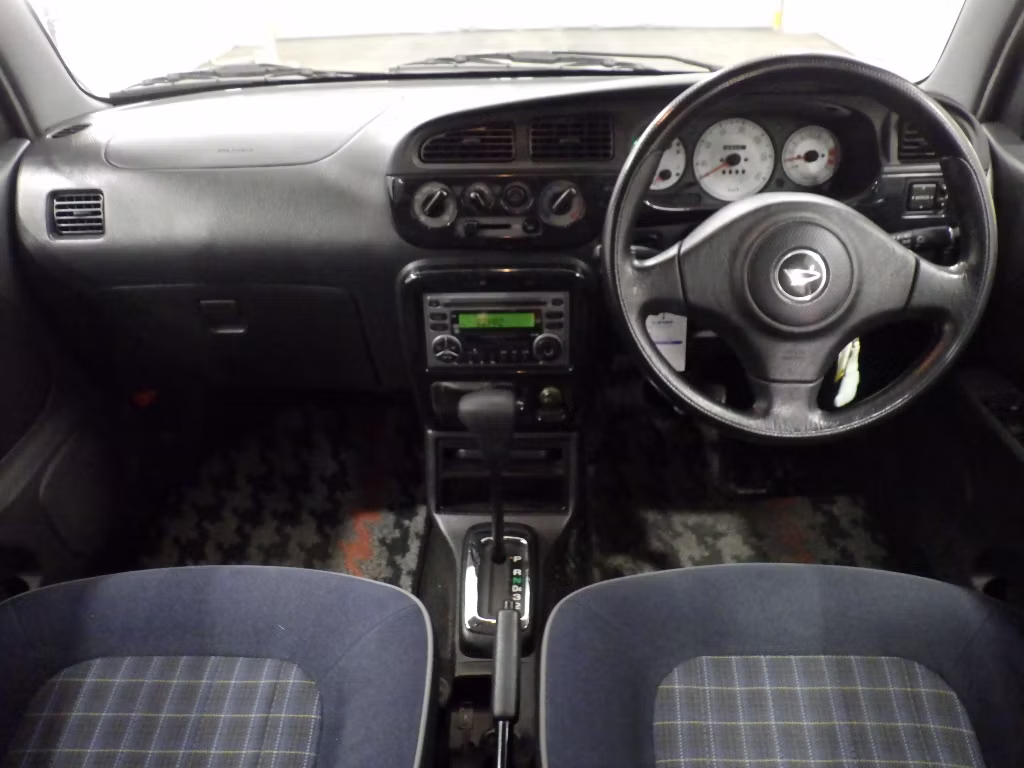 DAIHATSU MIRA GINO