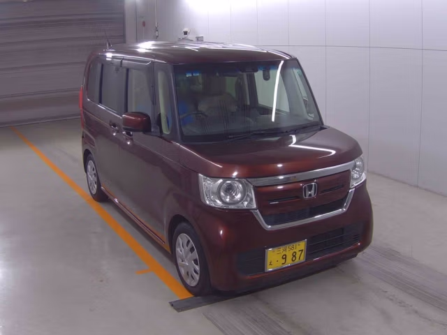 HONDA N-BOX