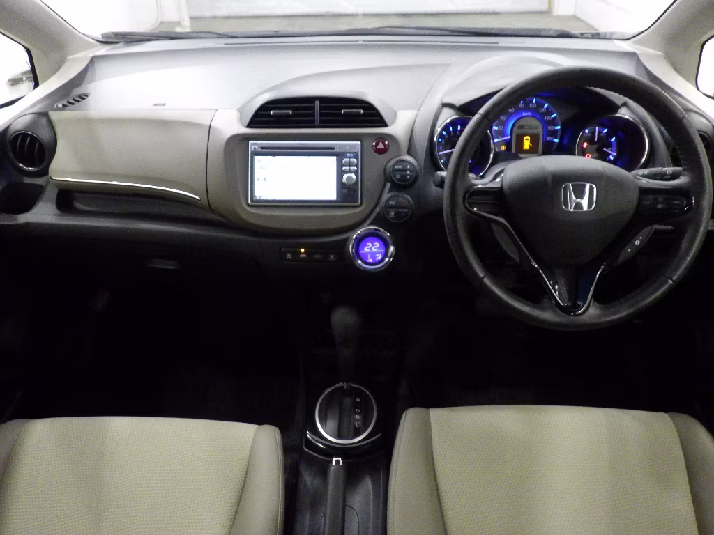 HONDA FIT SHUTTLE