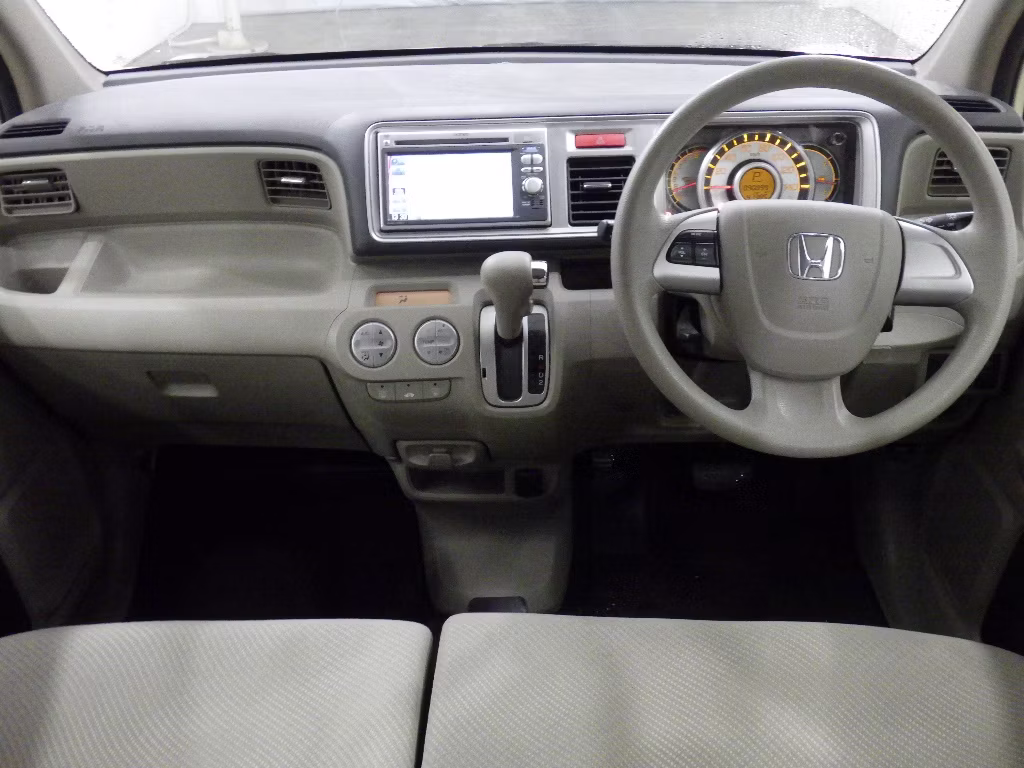 HONDA LIFE
