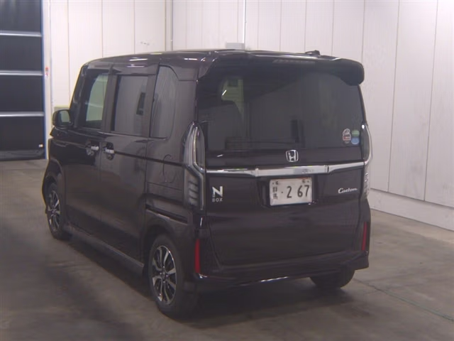 HONDA N-BOX