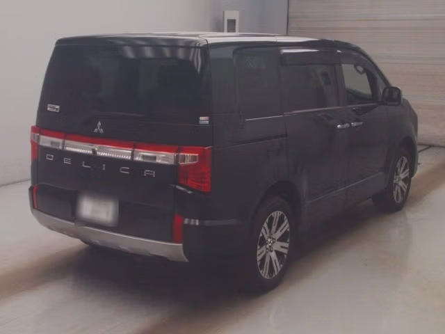 MITSUBISHI DELICA D:5