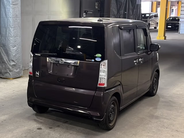 HONDA N-BOX
