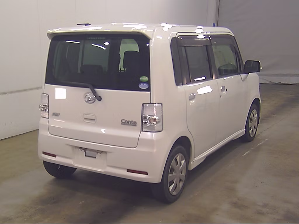 DAIHATSU MOVE CONTE