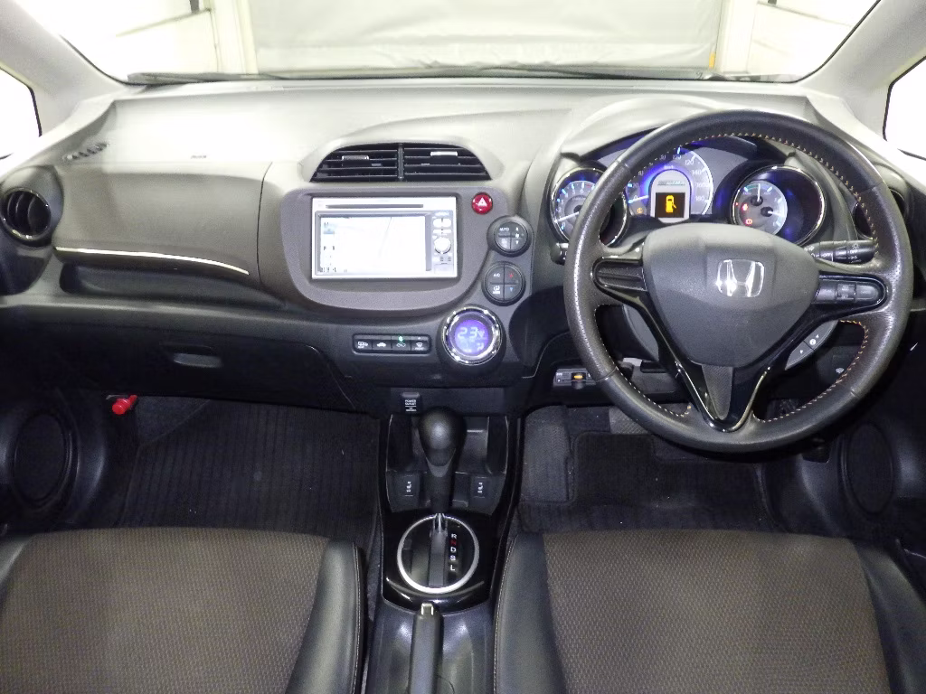 HONDA FIT SHUTTLE