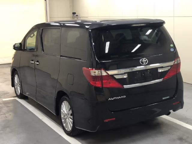 TOYOTA ALPHARD