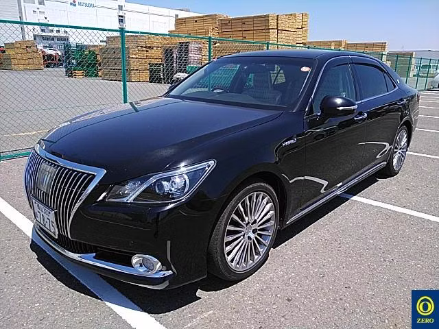 TOYOTA CROWN MAJESTA