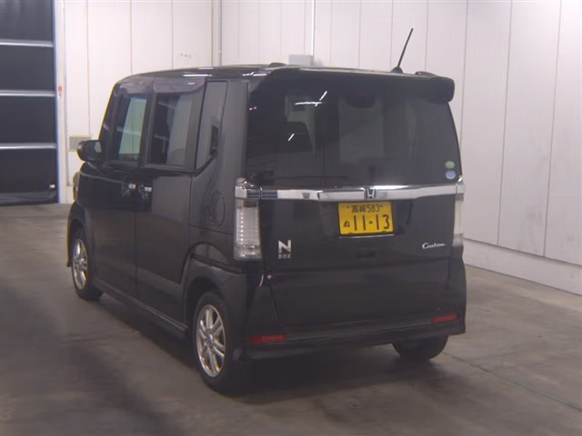 HONDA N-BOX