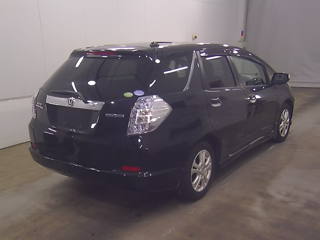 HONDA FIT SHUTTLE