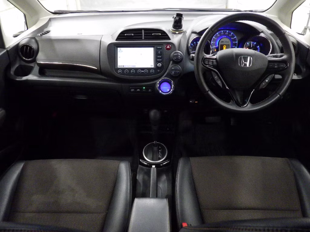 HONDA FIT SHUTTLE