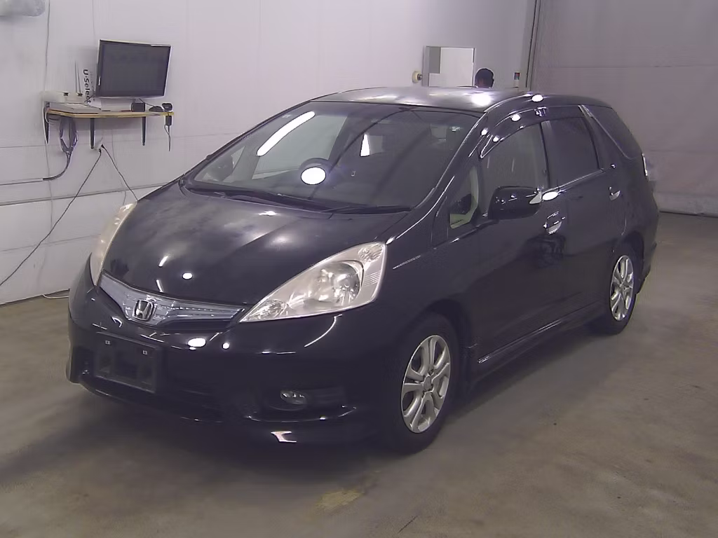 HONDA FIT SHUTTLE