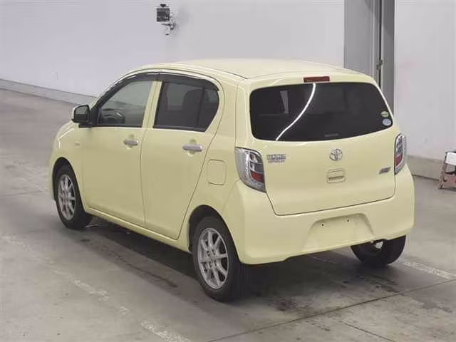 TOYOTA PIXIS EPOCH
