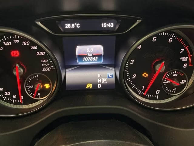 MERCEDES-BENZ CLA-CLASS
