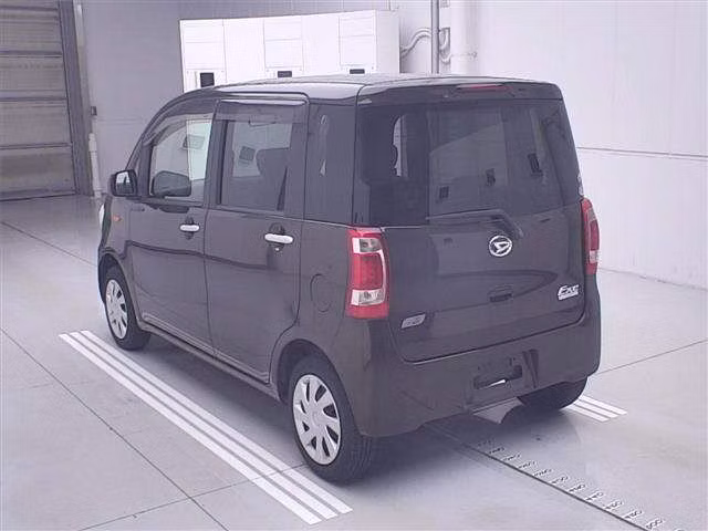 DAIHATSU TANTO EXE