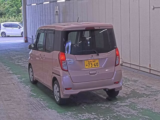 MITSUBISHI EK SPACE