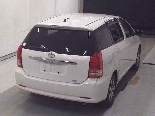 TOYOTA WISH