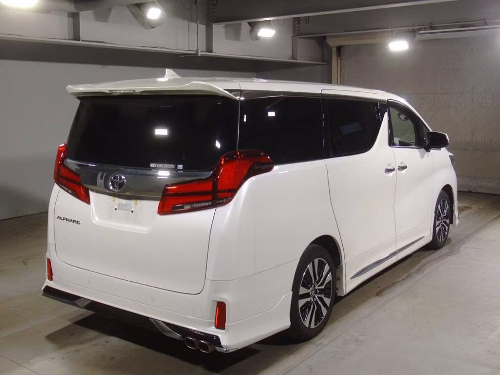 TOYOTA ALPHARD