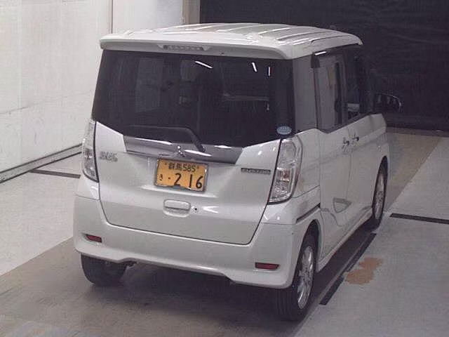 MITSUBISHI EK SPACE