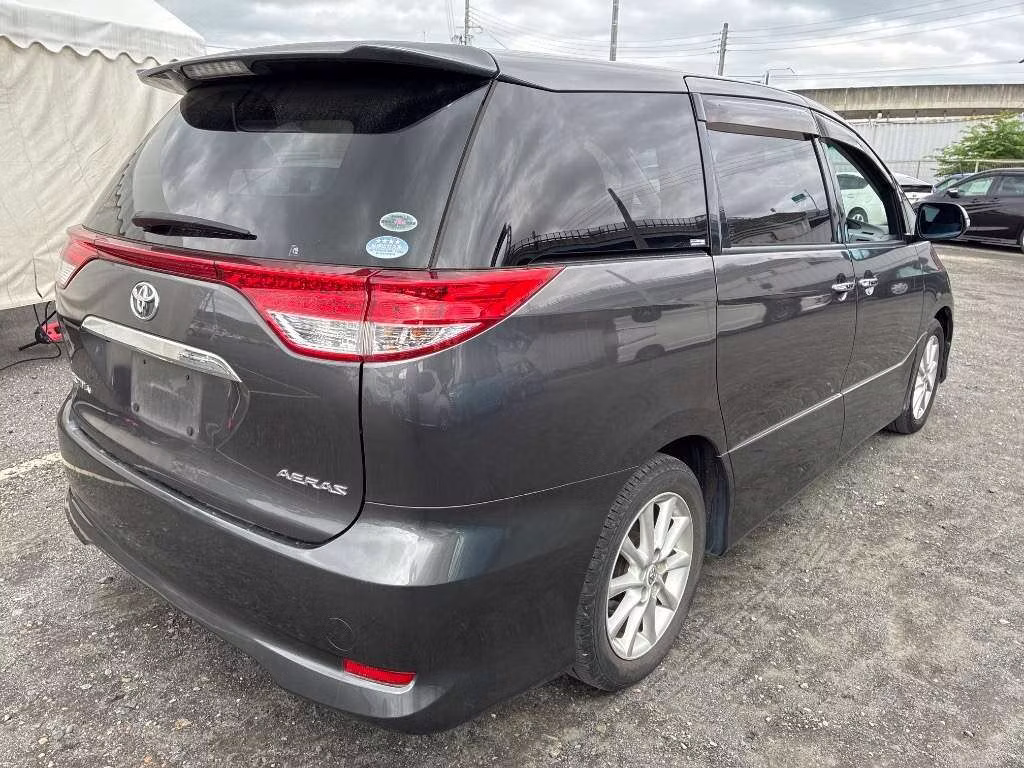 TOYOTA ESTIMA