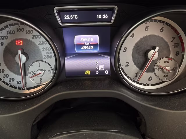 MERCEDES-BENZ CLA-CLASS