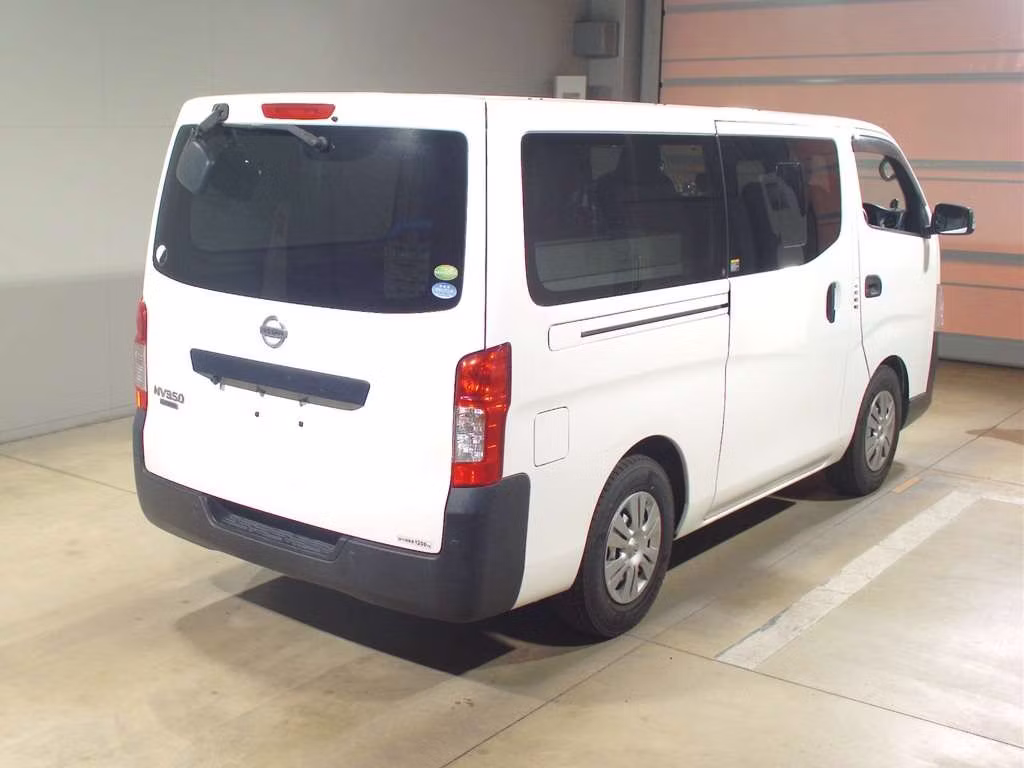 NISSAN NV350 CARAVAN