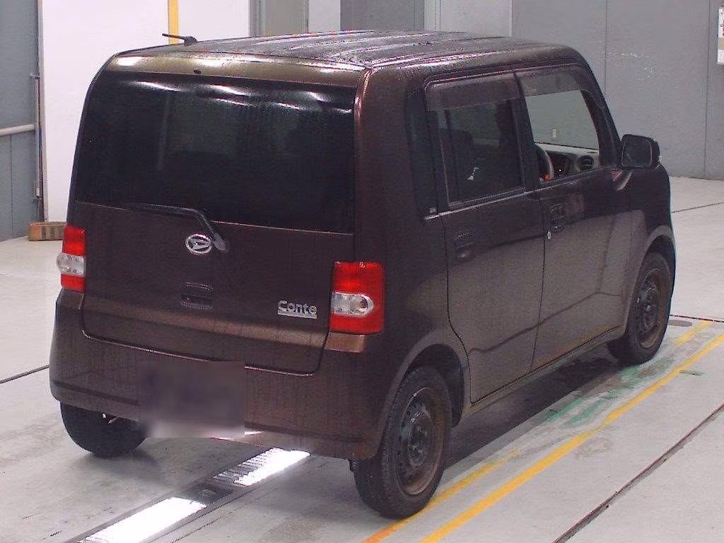 DAIHATSU MOVE CONTE