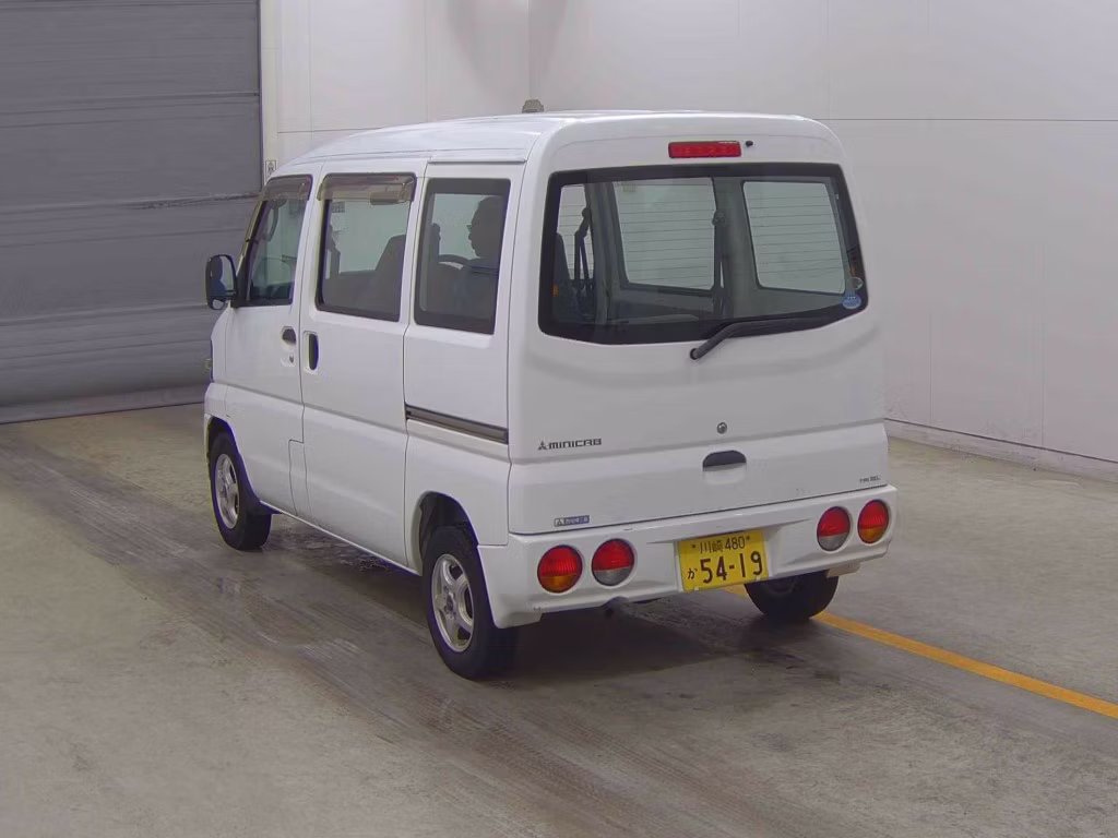 MITSUBISHI MINICAB