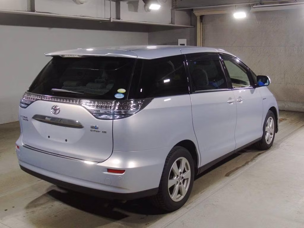 TOYOTA ESTIMA