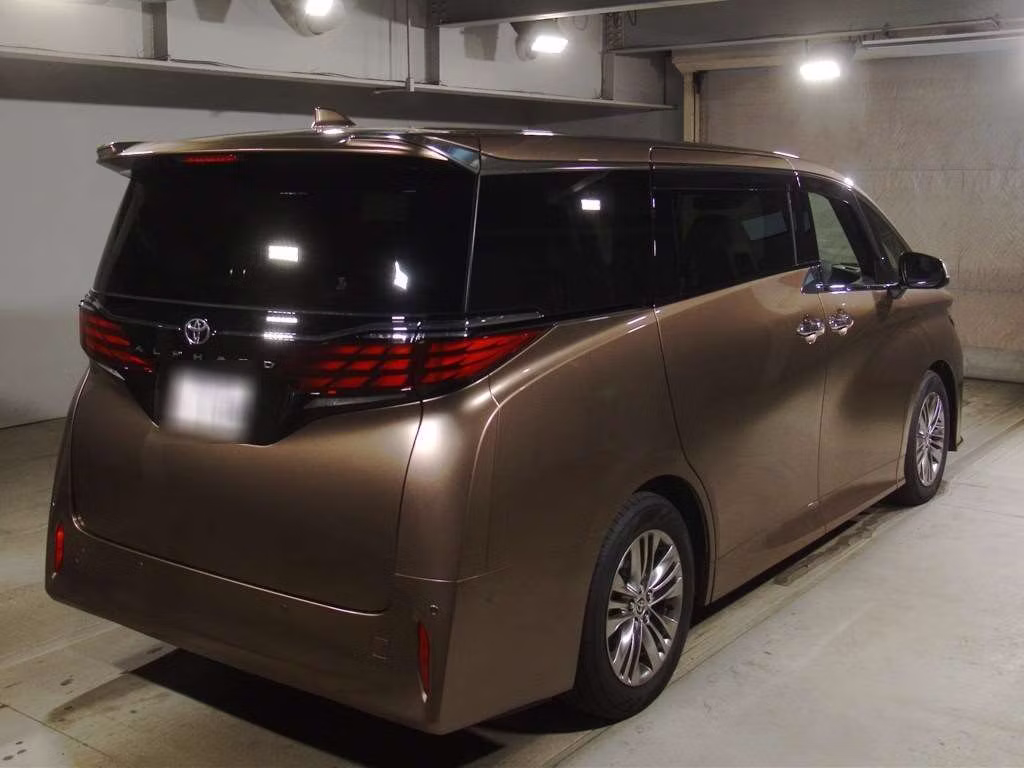 TOYOTA ALPHARD