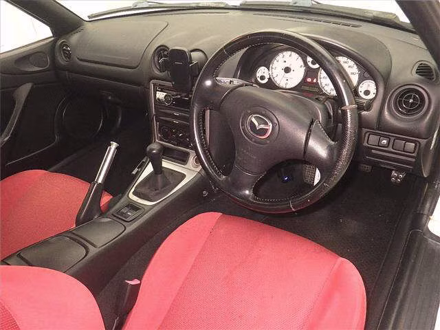 MAZDA ROADSTER