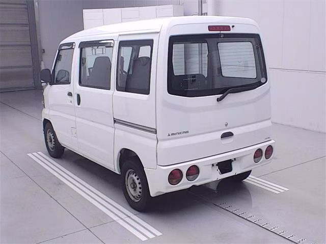 MITSUBISHI MINICAB