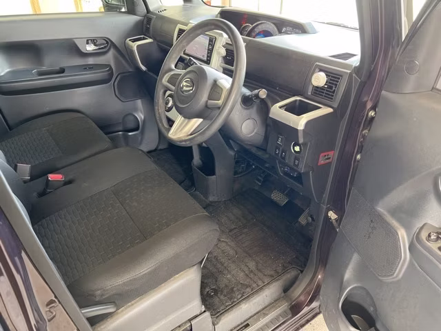 DAIHATSU WAKE