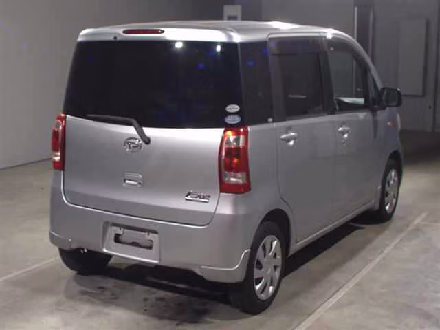 DAIHATSU TANTO EXE