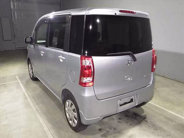 DAIHATSU TANTO EXE