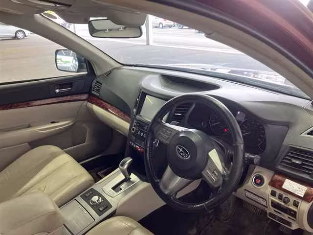 SUBARU OUTBACK